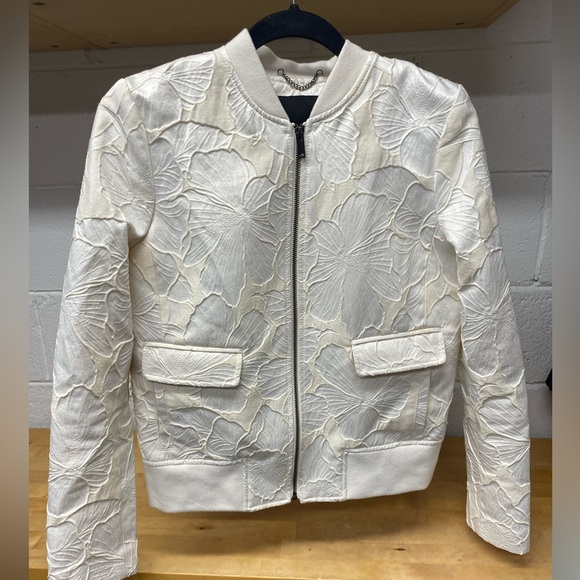 Banana republic embossed cream bomber jacket - Picture 1 of 2
